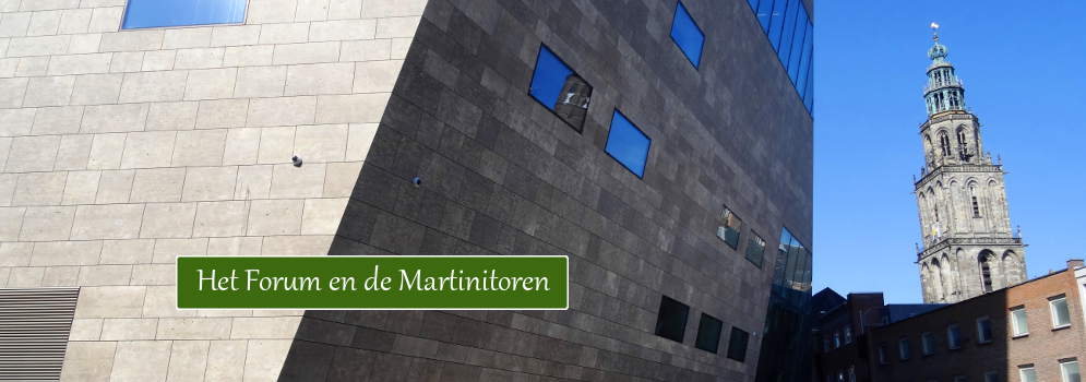 Het Forum en de Martinitoren in de stad Groningen
